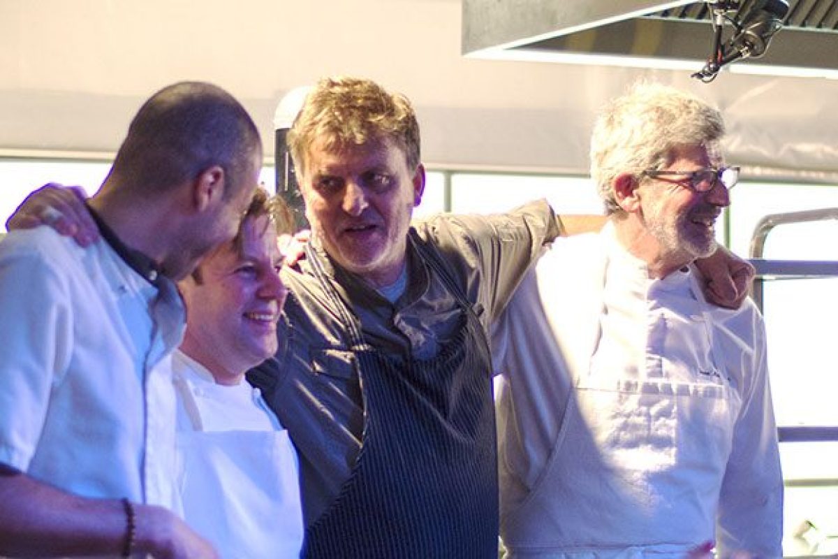 Épicuriales de Liège 2024, samedi soir : six-mains (en fait huit) Denis Groison, Mehdi Kebboul, Jean-Marc Notelet