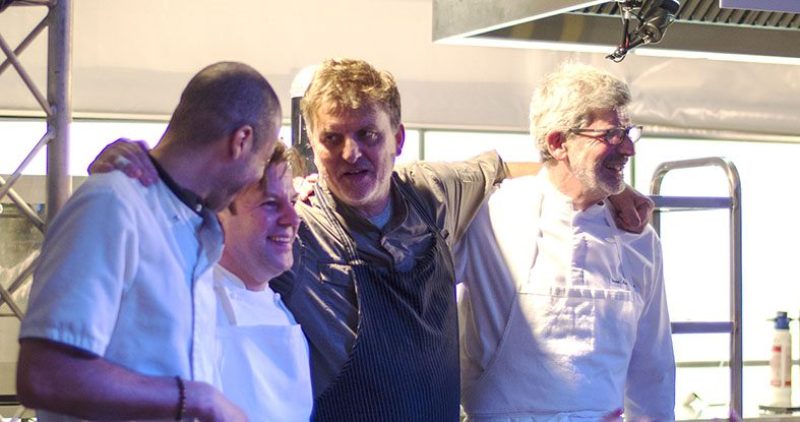Épicuriales de Liège 2024, samedi soir : six-mains (en fait huit) Denis Groison, Mehdi Kebboul, Jean-Marc Notelet