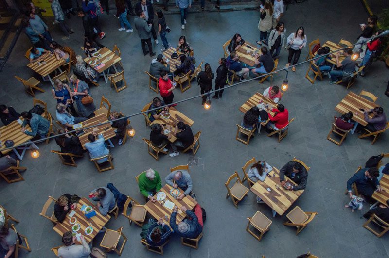 Pour sa 19ème édition, les Epicuriales de Liège, le plus grand restaurant à parc et ciel ouverts, auront lieu durant le Week-end de Pentecôte 1 plaza photo